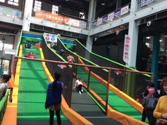 -蒙特利亲子乐园