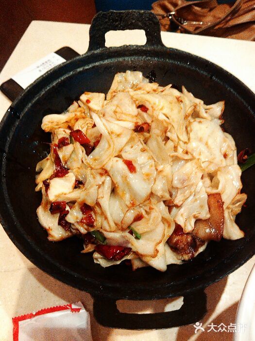 小巴辣子川湘菜餐厅(星游城店)手撕包菜图片