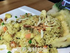 -暹罗酒肆泰餐厅酒吧