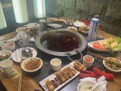 -杨肥肠火锅大排档(火车站花园店)