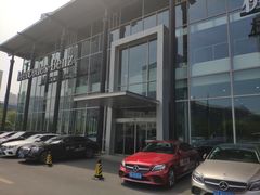 -杭州中升之星奔驰4S店(滨江店)