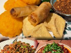 炸物拼盘-浩海火燒雲傣家菜(芮欧百货店)