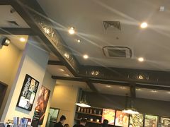 -星巴克臻选(盐城金鹰聚龙湖店)