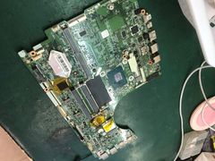 -鸿准通信科技·忠诚手机电脑维修中心(三林店)