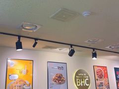 -BHC炸鸡(明洞总店)