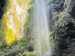 -龙水峡地缝景区