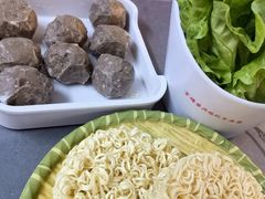 -官塘陈记鱼生·潮汕砂锅粥·牛肉火锅(潮枫路总店)