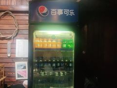 -YOGO优果密室逃脱(新佳丽广场店)