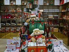 -VENCHI 闻绮(北京国贸商城店)