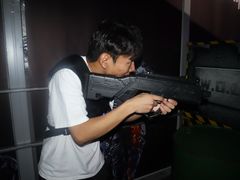 -镭战前线·真人CS·团建·亲子·生日派对(南山来福士店)