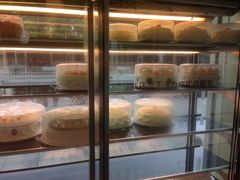 面包甜点陈列柜-红宝石·鲜奶小方(莘庄店)