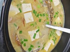 -土砂锅生态山庄·非遗砂锅雅鱼