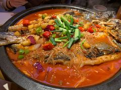 -鸣记脆皮烤鱼·海鲜烤鱼(三八广场店)
