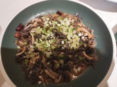 -贝勒爷·酥不腻烤鸭