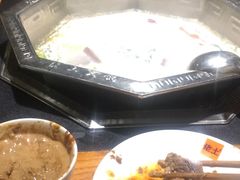 -佬土鹅肠火锅(扬中步行街店)