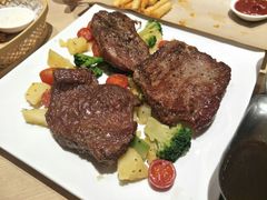 -必胜客(松雷店)