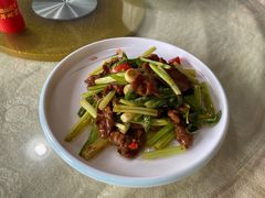 -鲤鱼塘农家山庄