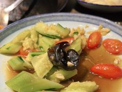 -山里屯铁锅炖(哈尔滨中央大街店)