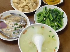 -爱贝尔高端月嫂(母婴护理)