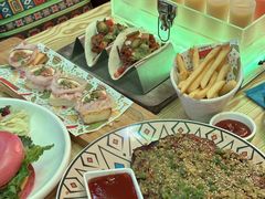 -Famous肥猫墨西哥音乐餐吧(五棵松华熙LIVE店)