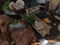 -湊湊火锅·茶憩(杭州湖滨银泰in77店)