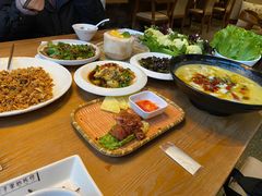-拾味馆·浓鲜骨汤(光谷天地店)