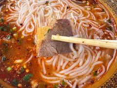 -肇兴特色牛肉粉