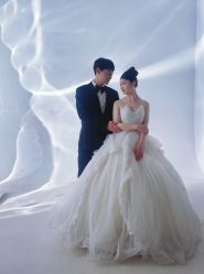 -黑马婚纱摄影
