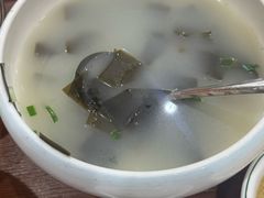 -湖南人家湘菜馆(镇江路店)