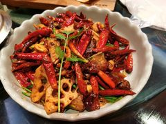 -大头虾越式风味餐厅(光明广场店)