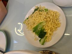 -皇宫大酒店