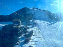 -丝绸之路山地度假区滑雪场