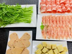 -朴小妹人参鸡汤火锅(长白山万达店)