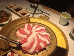 -猪啊牛呀羊啊铜盘烤肉(正大广场店)