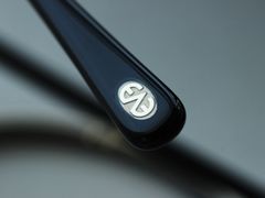 -目艮眼镜SHOWROOM(品牌集合店)