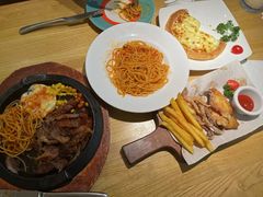-菲滋意式休闲餐厅(北仑银泰城店)