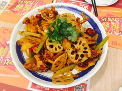 -精悦蓉(松江万达广场店)