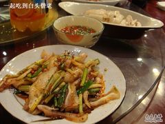 凉拌猪耳-妈妈传炖品(双林店)