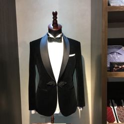 -优刻西服西装定制(金轮国际广场店)