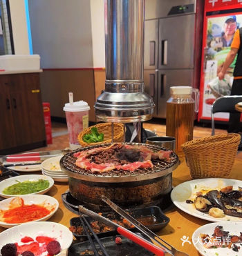 【烤肉新境界：牛二雷泥炉烤肉白沙路店的极致体验】