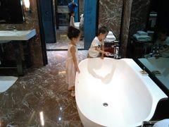 android_upload_pic-广州四季酒店