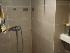 -乐嗨公寓(苏州火车站店)