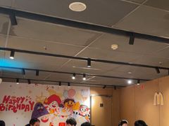 -麦当劳(中山公园龙之梦店)