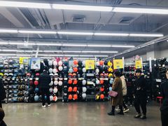 -迪卡侬(西三旗店)