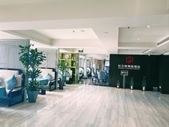 -红方格精致酒店(泸州金融中心万象汇店)