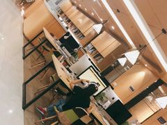 -沃尔得国际英语(泉城路校区)