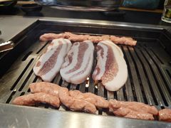 -臻牛烤肉
