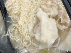 鲜虾云吞面-民信老铺(东方广场店)