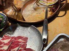 -洱火云南酸菜牛肉火锅(石景山当代商城店)