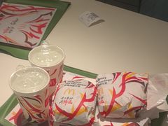 -麦当劳(CP静安店)
